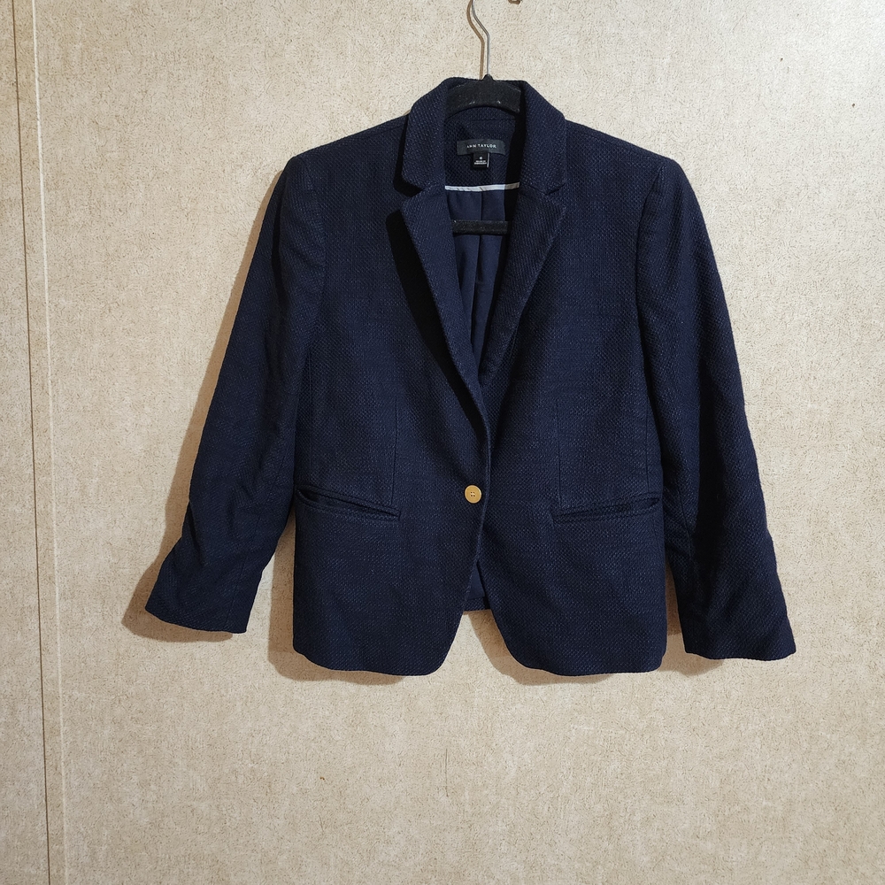 Ann Taylor Navy Blazer Size Medium